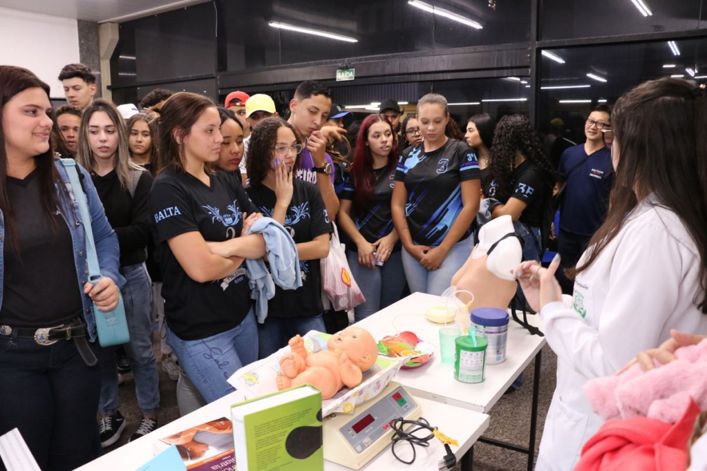 Unimar Aberta atrai milhares de estudantes de Marília e região