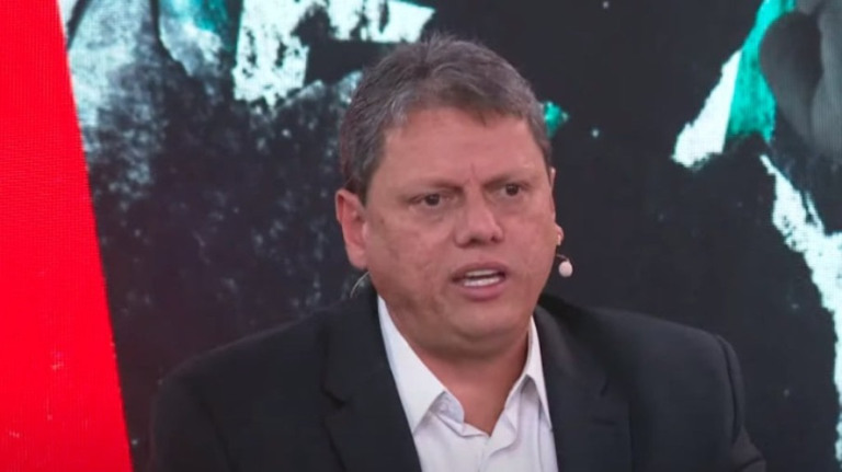 Tarcísio diz que reunião com Lula não significa 'alinhamento político'