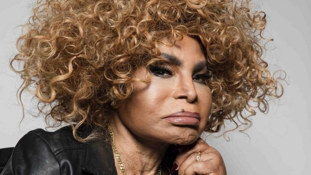 Músicas de Elza Soares tocam 600% a mais na morte da cantora