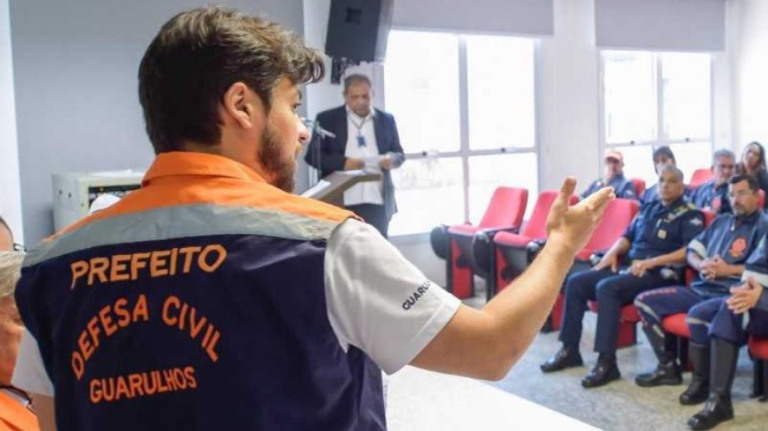 Prefeito de Guarulhos vai à Justiça se DAEE não resolver enchentes