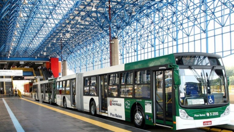 Senado deve votar projeto sobre transporte de idosos nesta quarta