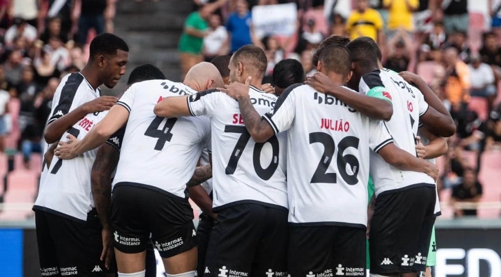 Vasco e Nova Iguaçu empatam em jogo movimentado, e semifinal do Campeonato Carioca segue em aberto