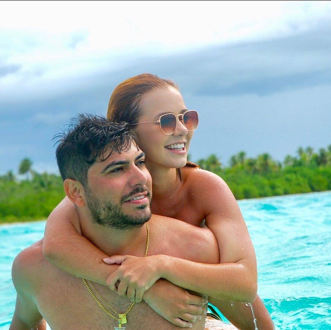 Mirela Janis e Yugnir Ângelo. Foto: Instagram