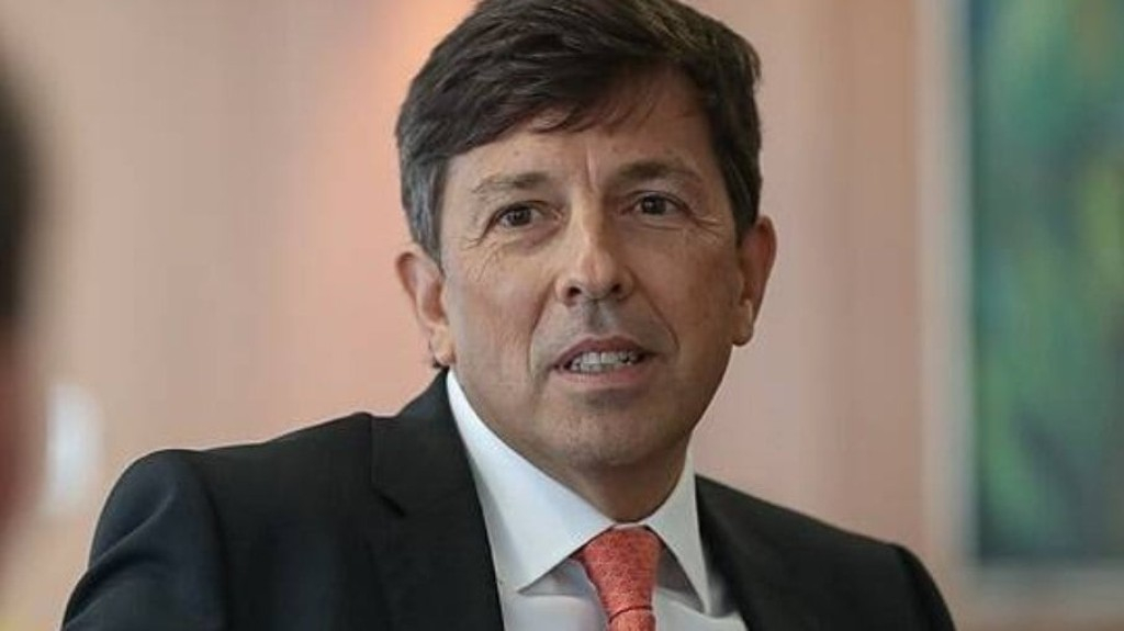 Partido Novo anuncia suspensão imediata de João Amoêdo