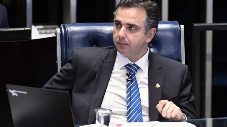 Atos antidemocráticos: Pacheco diz ao STF que não é possível abrir CPI