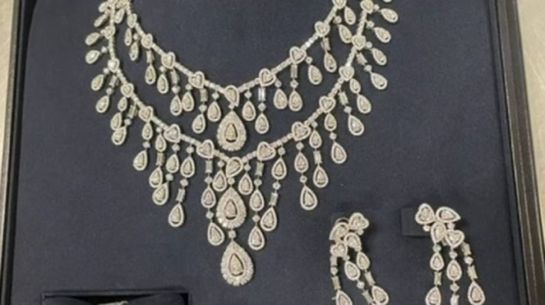 Saiba o que é a Chopard, marca das joias que seriam de Michelle