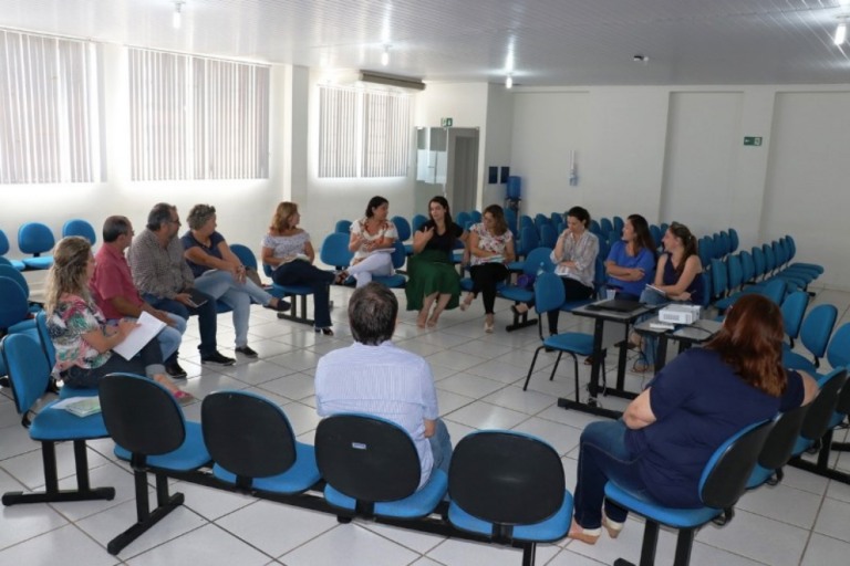 Bairro com 35 suspeitas de dengue terá limpeza; cidade tem 7 casos confirmados