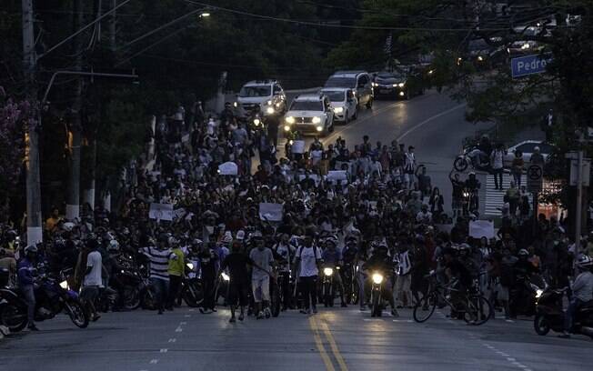 pessoas na rua