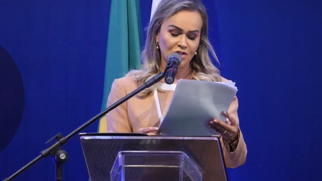 Rui Costa revela se Lula pode demitir ministra do Turismo Rui Costa revela se Lula pode demitir ministra do Turismo