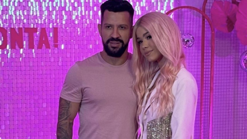 Dennis DJ prestigia festa de lançamento do novo trabalho musical da filha Tília