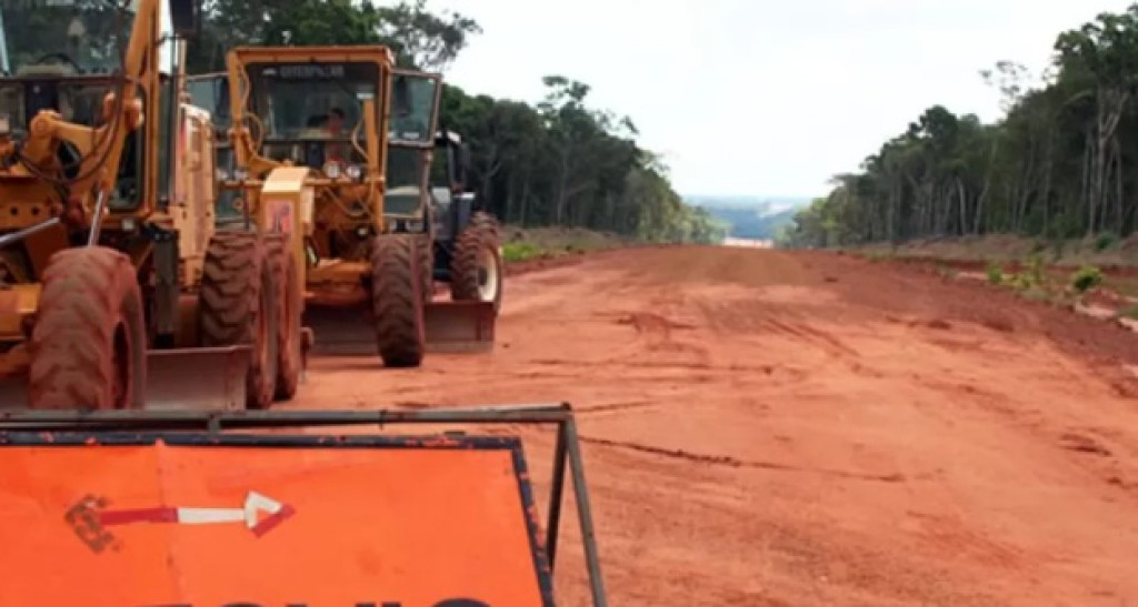 Ministério da Agricultura e Denit discutem alternativas para a conclusão da BR-242