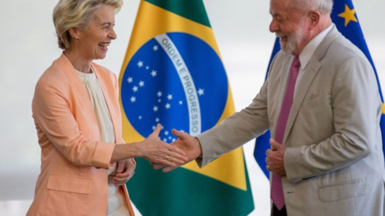 Agência Brasil – 12.06.2023 A presidente da Comissão Europeia, Ursula von der Leyen, se encontrou com o atual presidente no Brasil