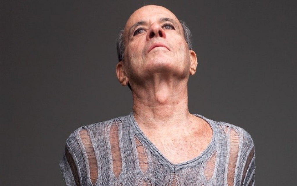 Ney Matogrosso lança o novo álbum "Nu Com a Minha Música"
