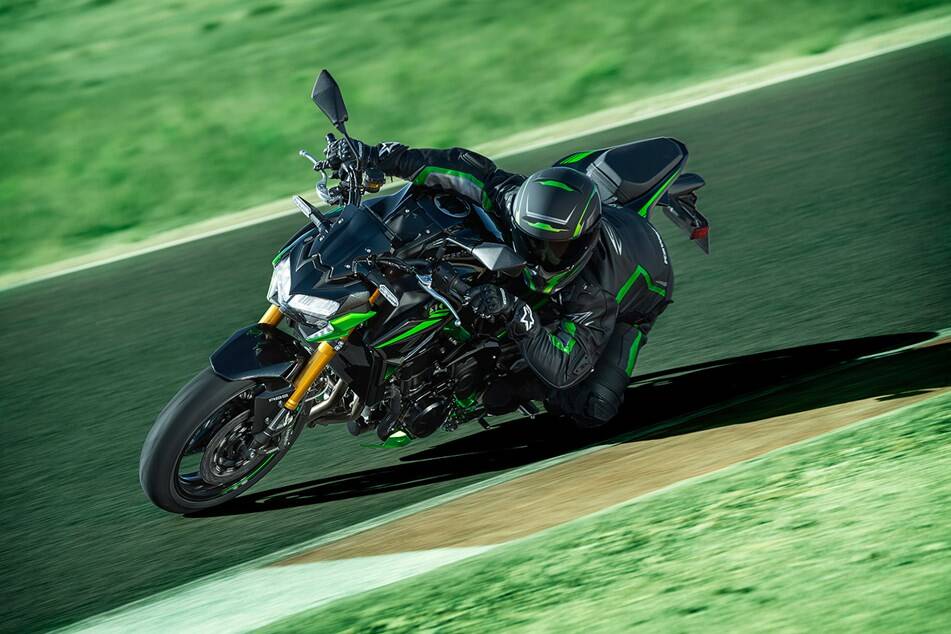 Kawasaki Z900 SE 2022. Foto: Divulgação