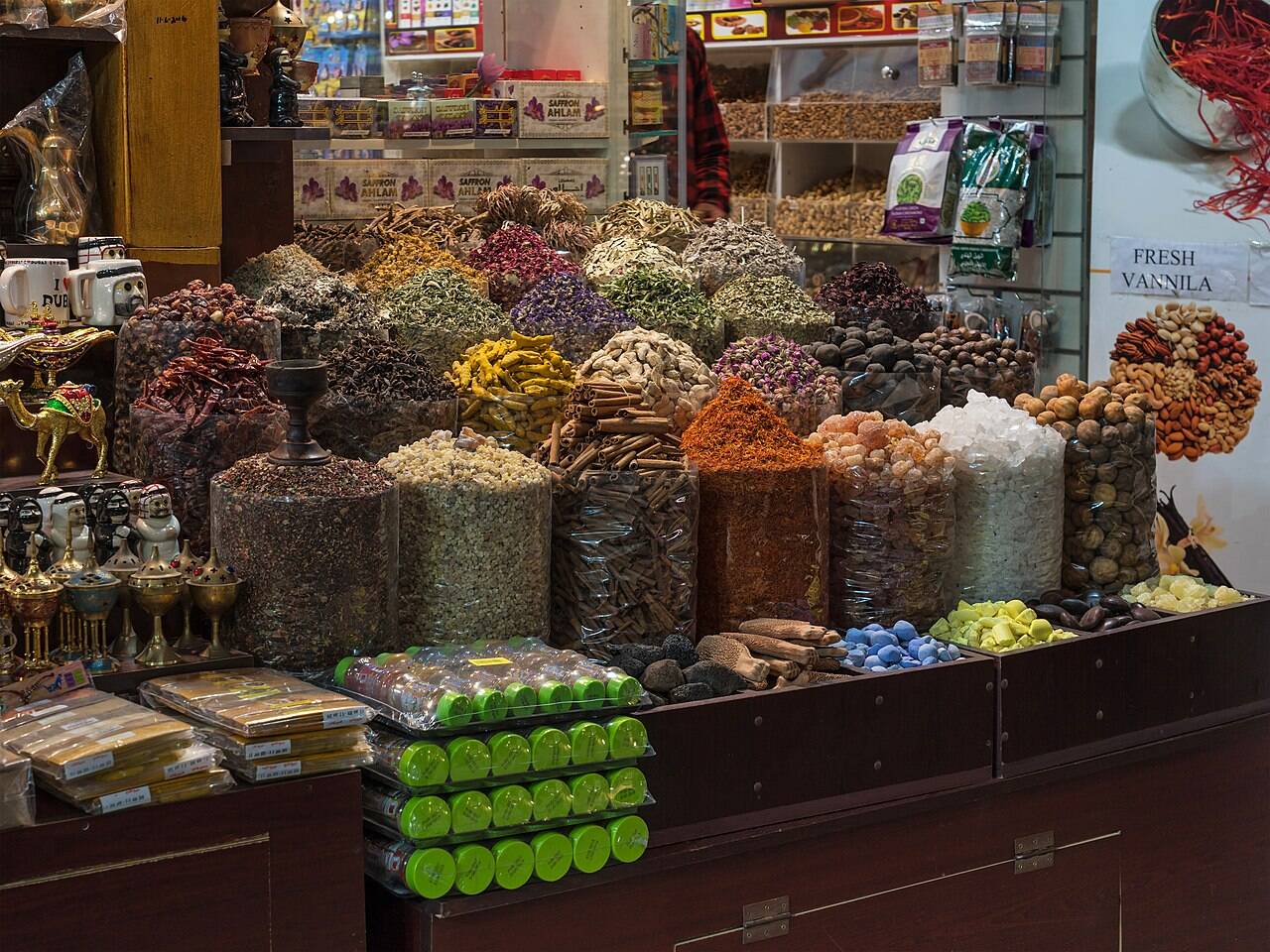 O Spice Souk oferece grande variedade de temperos à venda. Foto: Reprodução