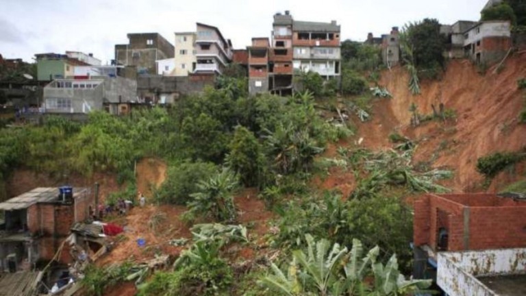 SP anuncia R$ 3 milhões para vítimas das chuvas em Franco da Rocha