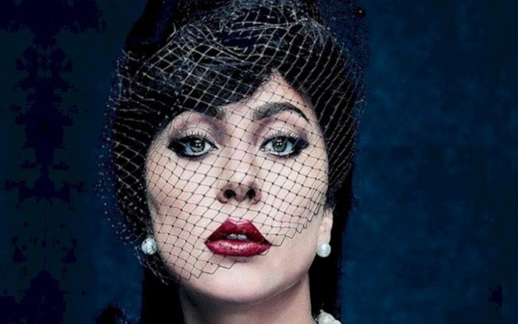 Em entrevista, Lady Gaga fala sobre cena sensual cortada de Casa Gucci Em entrevista, Lady Gaga fala sobre cena sensual cortada de Casa Gucci