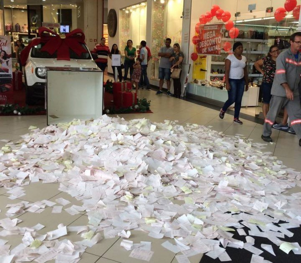 Marília Shopping sorteia carro; veja quem ganhou