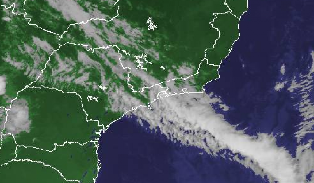 Frente fria traz nuvens, risco de chuvas e queda de temperaturas