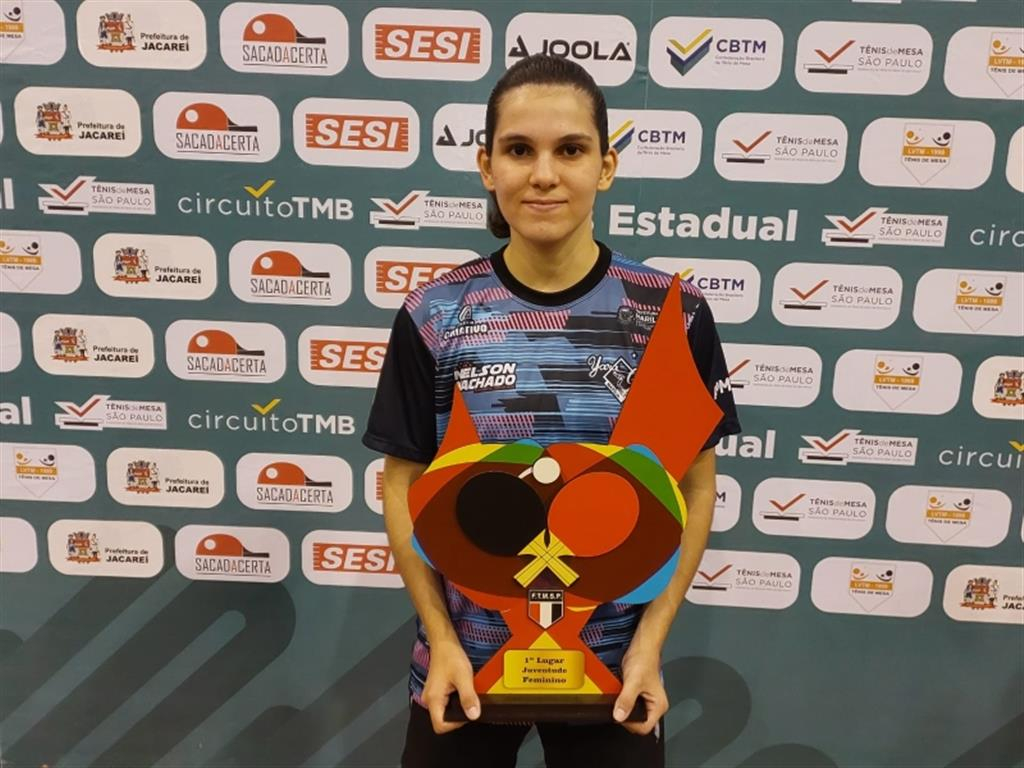 Giovana Marinato, de Marília, é campeã paulista individual de tênis de mesa