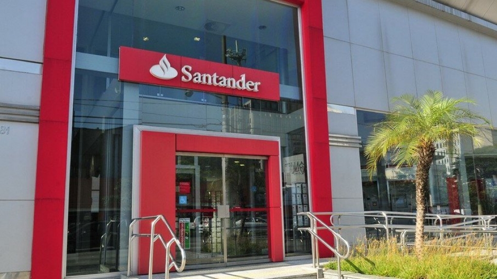 Santander permite emissão de boleto com opção de pagamento por Pix