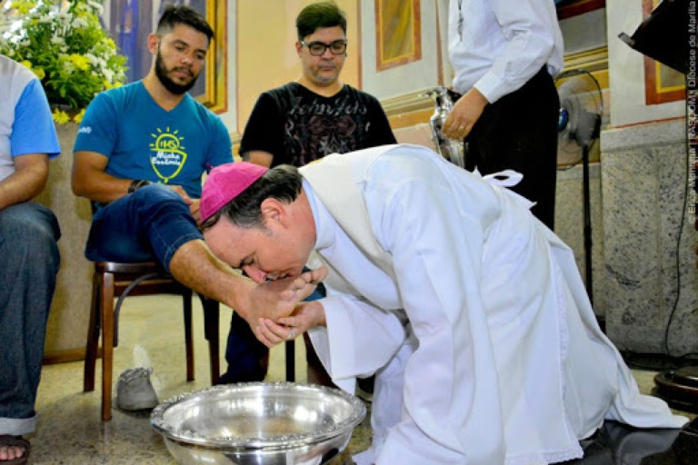 Diocese suspende cerimônias do lava-pés e procissões da Semana Santa