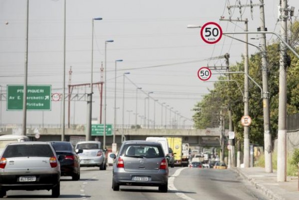 Com mais velocidade, marginais têm 223 acidentes