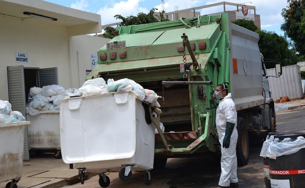 Empresa cobra prefeitura por serviços sem registro nas contas públicas