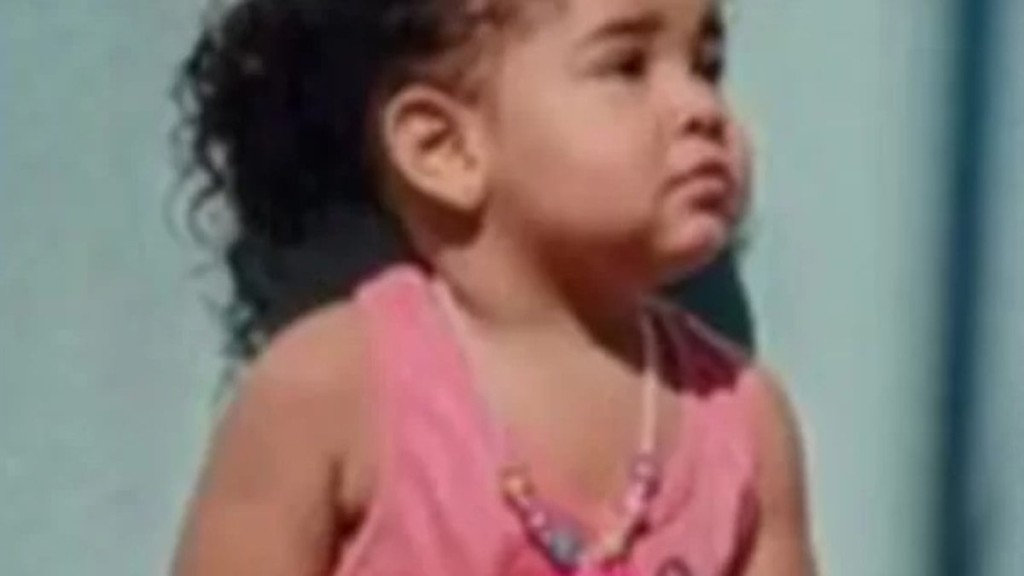 Reprodução/TV Menina de 3 anos foi baleada na cabeça; parentes afirmam que o tiro partiu da PRF