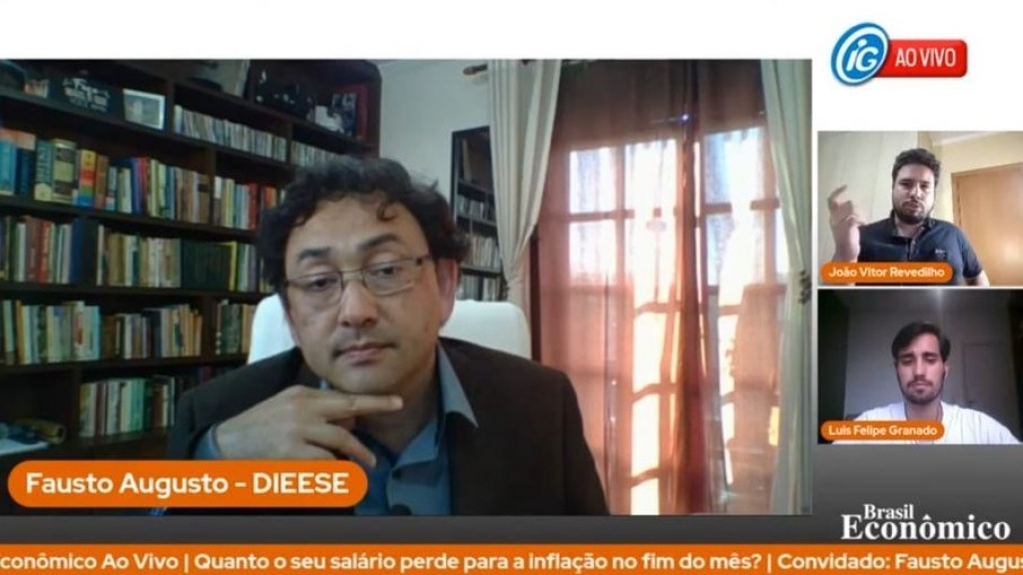 Auxílio Brasil é confuso e representa um retrocesso de 20 anos, diz especialista