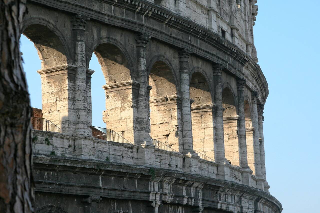 Arcos do Colisey. Foto: DomyD/Pixabay