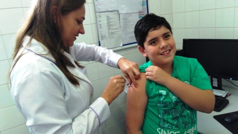 Vacinação contra gripe atinge 46% do público, campanha acaba em maio