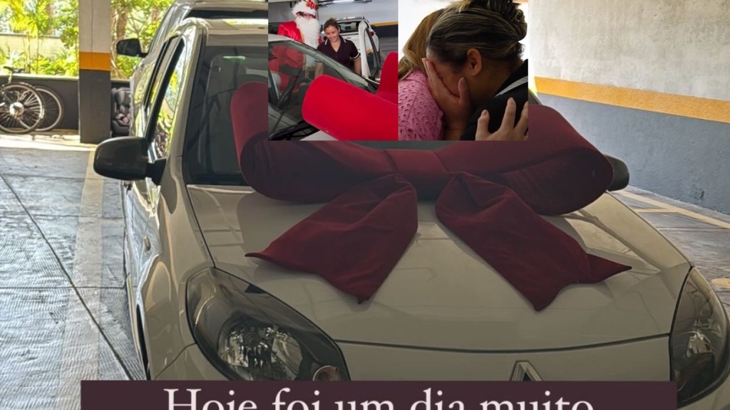 Viih Tube e Eliezer presenteiam funcionária com carro: ‘Papai Noel passou aqui em casa’ Viih Tube e Eliezer presenteiam funcionária com carro: ‘Papai Noel passou aqui em casa’