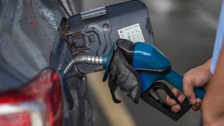 Governo e Congresso se reúnem com TSE por aval da PEC dos Combustíveis