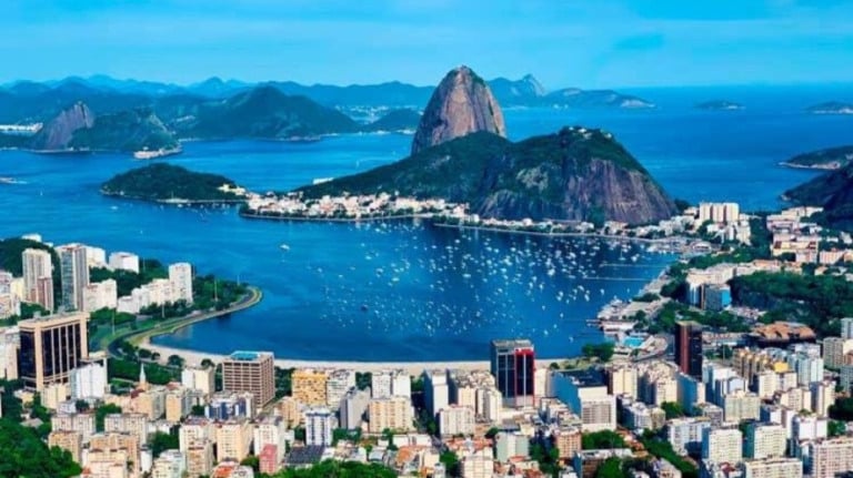 Imposto sobre setor de turismo cai de 33% para 6% a partir de 2023