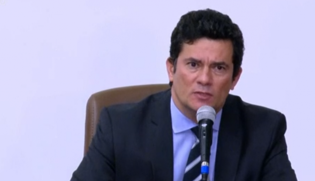 Moro anuncia demissão após troca do diretor da Polícia Federal