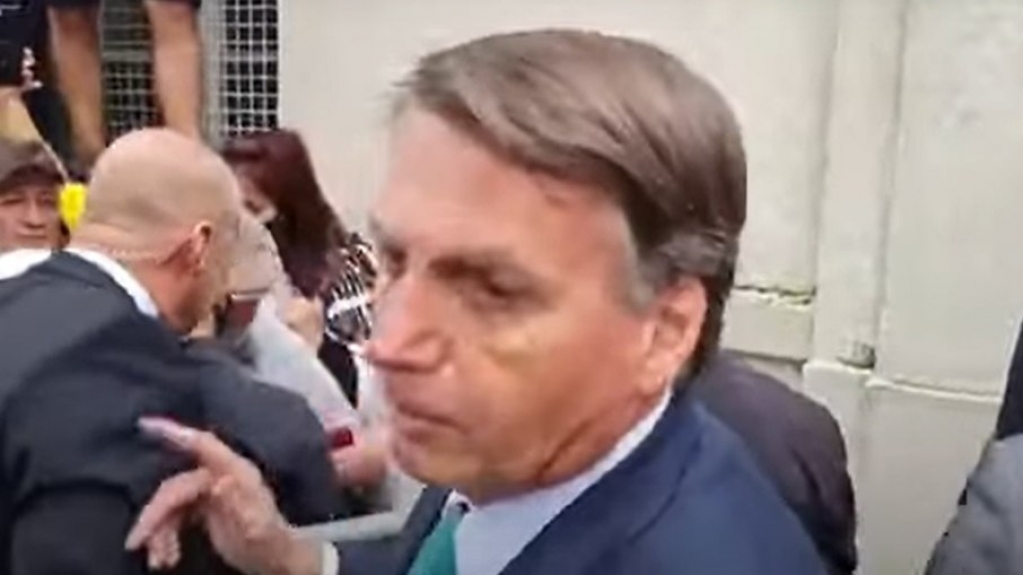Bolsonaro chama Barroso de filho da p*** em visita a SC; assista