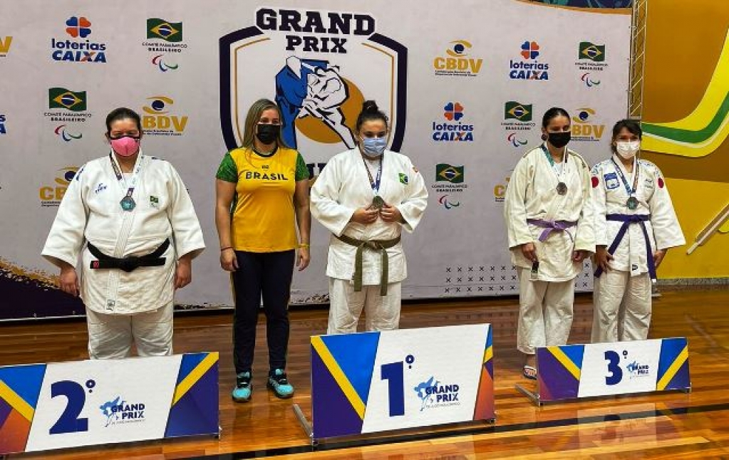 Judô Paralímpico tem ouro para atleta da Amei; Alana recebe homenagem