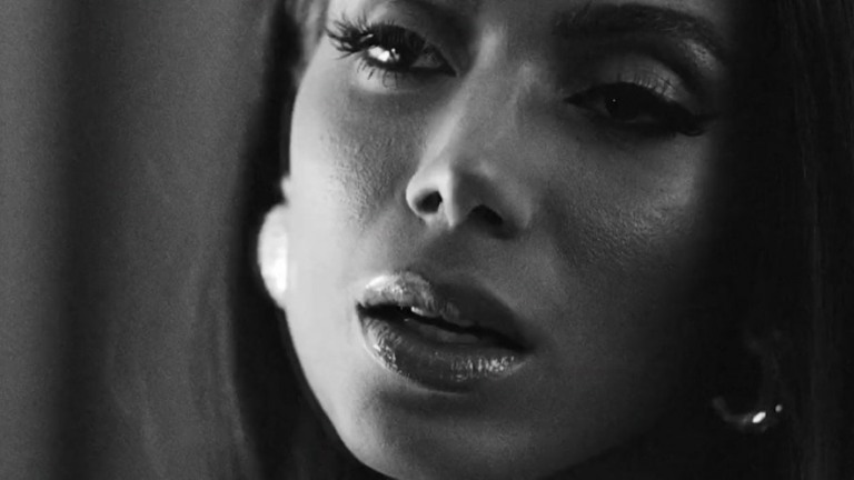 Anitta protagoniza clipe de 'First Class', hit de Jack Harlow