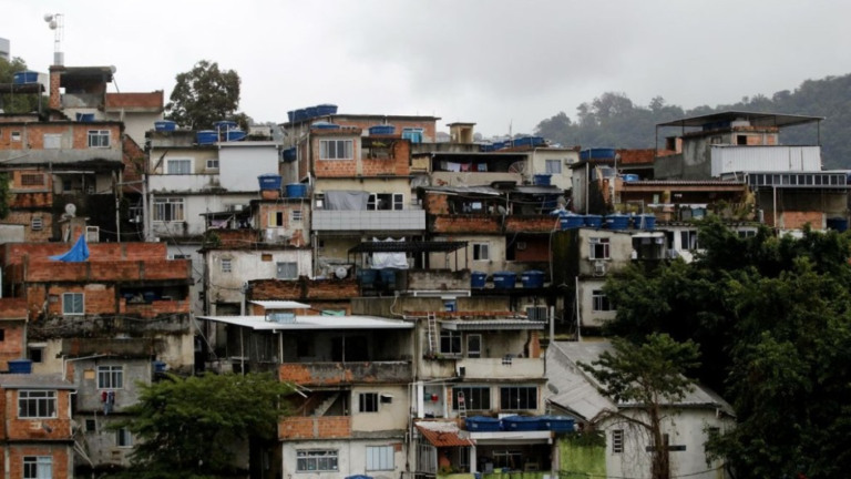 Tânia Rêgo/Agência Brasil Bairro de periferia em São Paulo (SP)