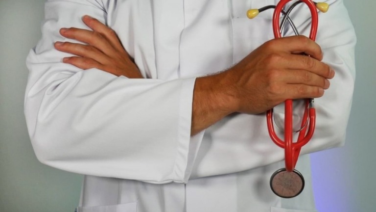 Falta de médicos e o entrave de vagas em cursos de Medicina