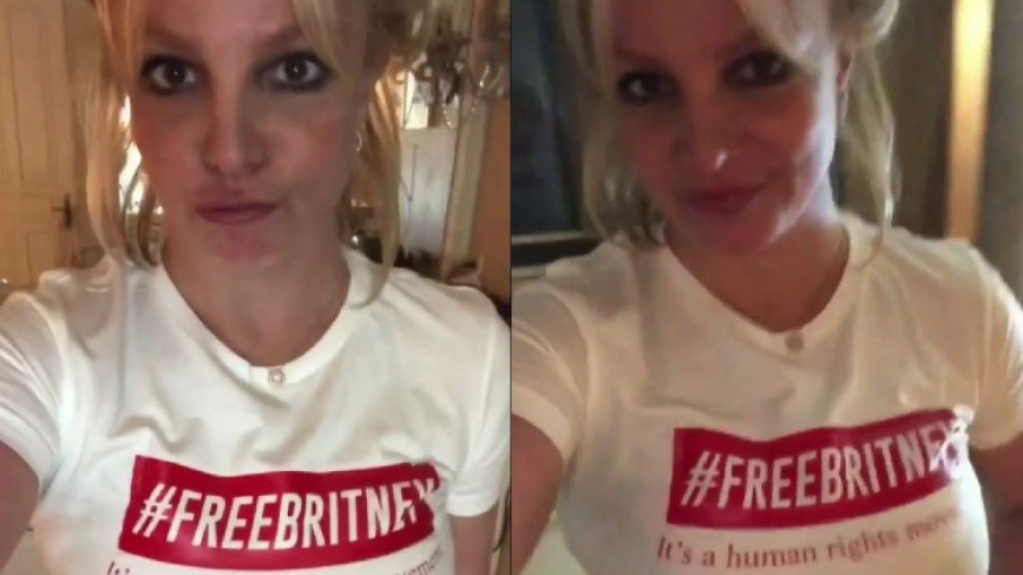 Britney Spears veste camisa do 'Free Britney' em dia de audiência decisiva Britney Spears veste camisa do 'Free Britney' em dia de audiência decisiva