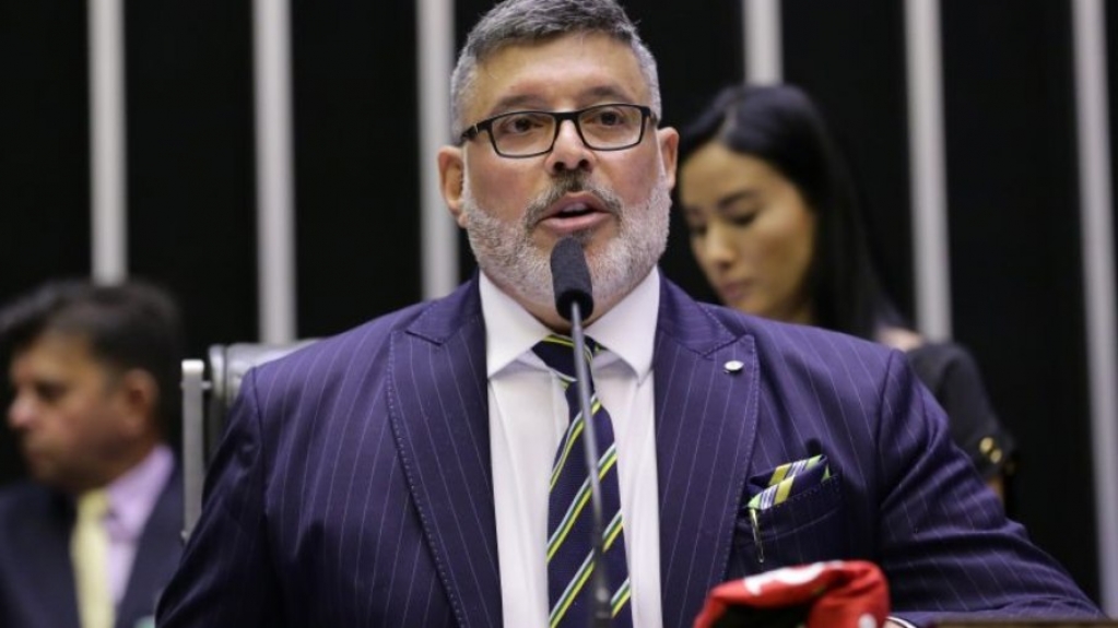 Frota pede abertura de CPI que investigue facada em Bolsonaro: "Armação" Frota pede abertura de CPI que investigue facada em Bolsonaro: "Armação"
