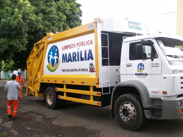 Prefeitura muda roteiro de coleta de lixo