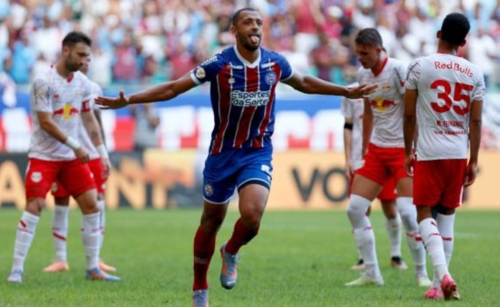 Bahia goleia o Red Bull Bragantino na Fonte Nova pelo Brasileiro