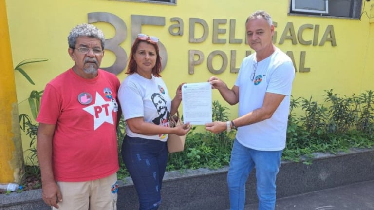 RJ: Polícia investiga ataque a tiros contra comitê do PT; veja imagens
