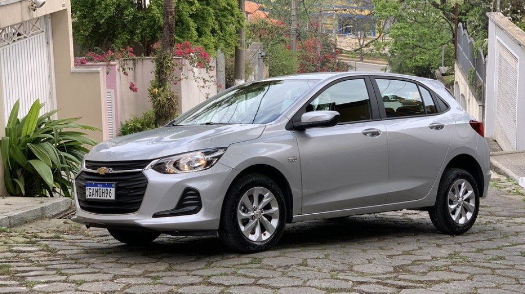 Chevrolet Onix LT ainda brilha para quem quer economia e equipamentos?