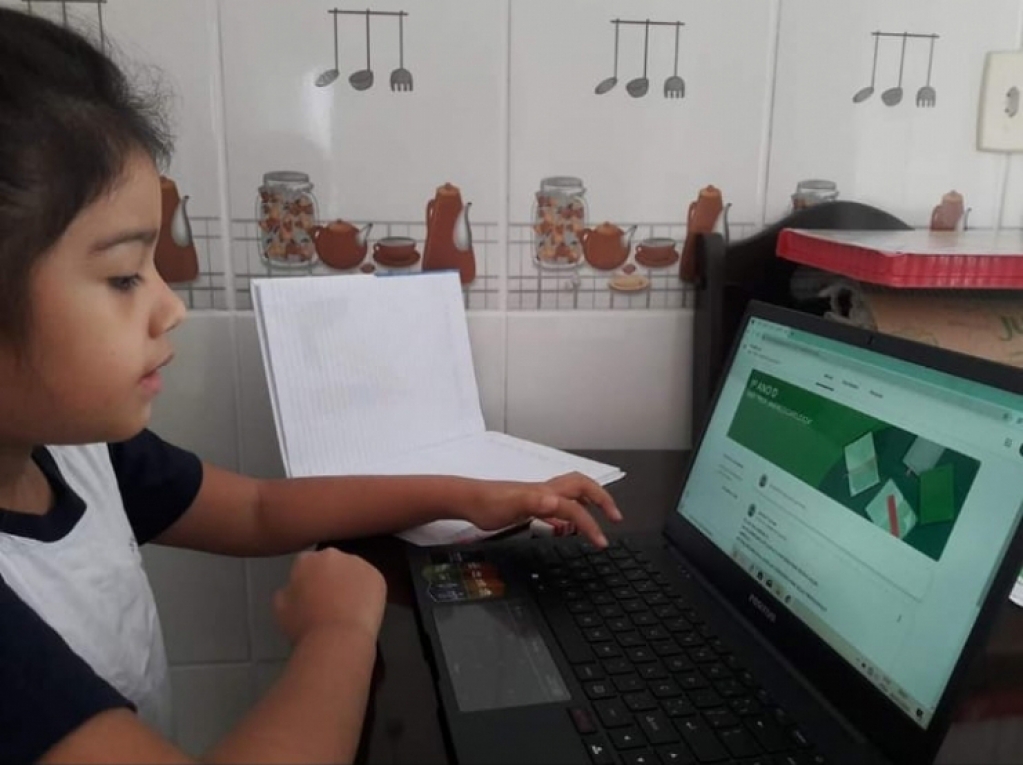 Rede municipal de Educação em Marília vai manter atividades remotas em julho Rede municipal de Educação em Marília vai manter atividades remotas em julho