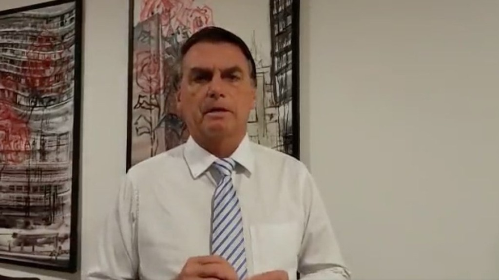 Mudança no salário mínimo causa reação na campanha de Bolsonaro