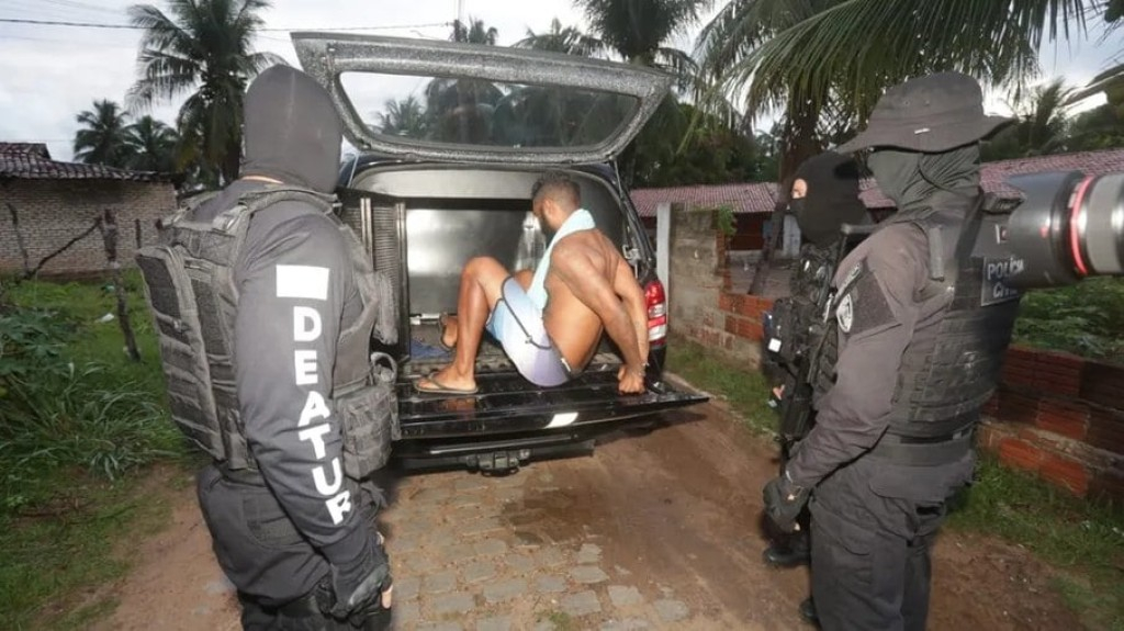 Operação policial mira quadrilha ligada a mandantes dos ataques no RN Operação policial mira quadrilha ligada a mandantes dos ataques no RN